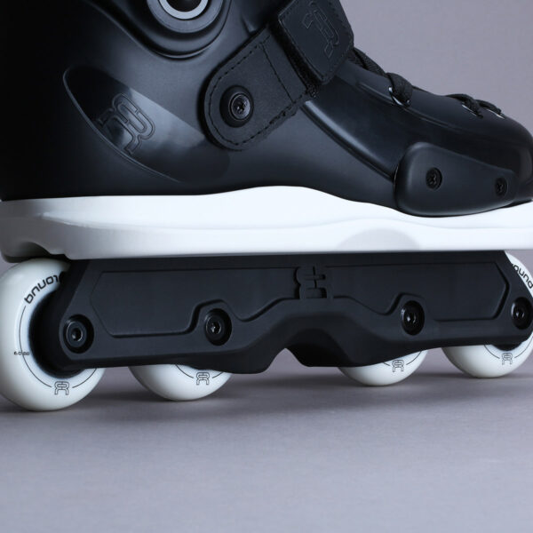 FRskate03401 FR - UFR STREET - BLACK